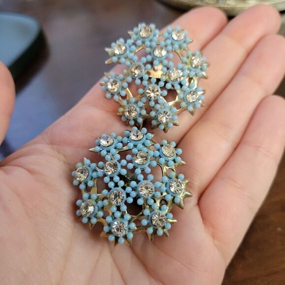 Vintage Blue Atomic Floral Rhinestone Clip Earrings - Picture 3 of 3